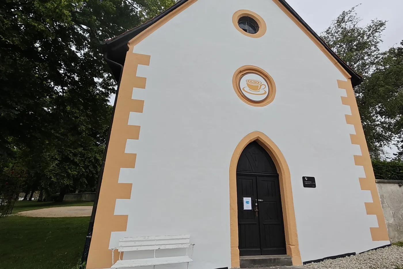 Heiligkreuzkirche Hechingen nach der Fassadensanierung