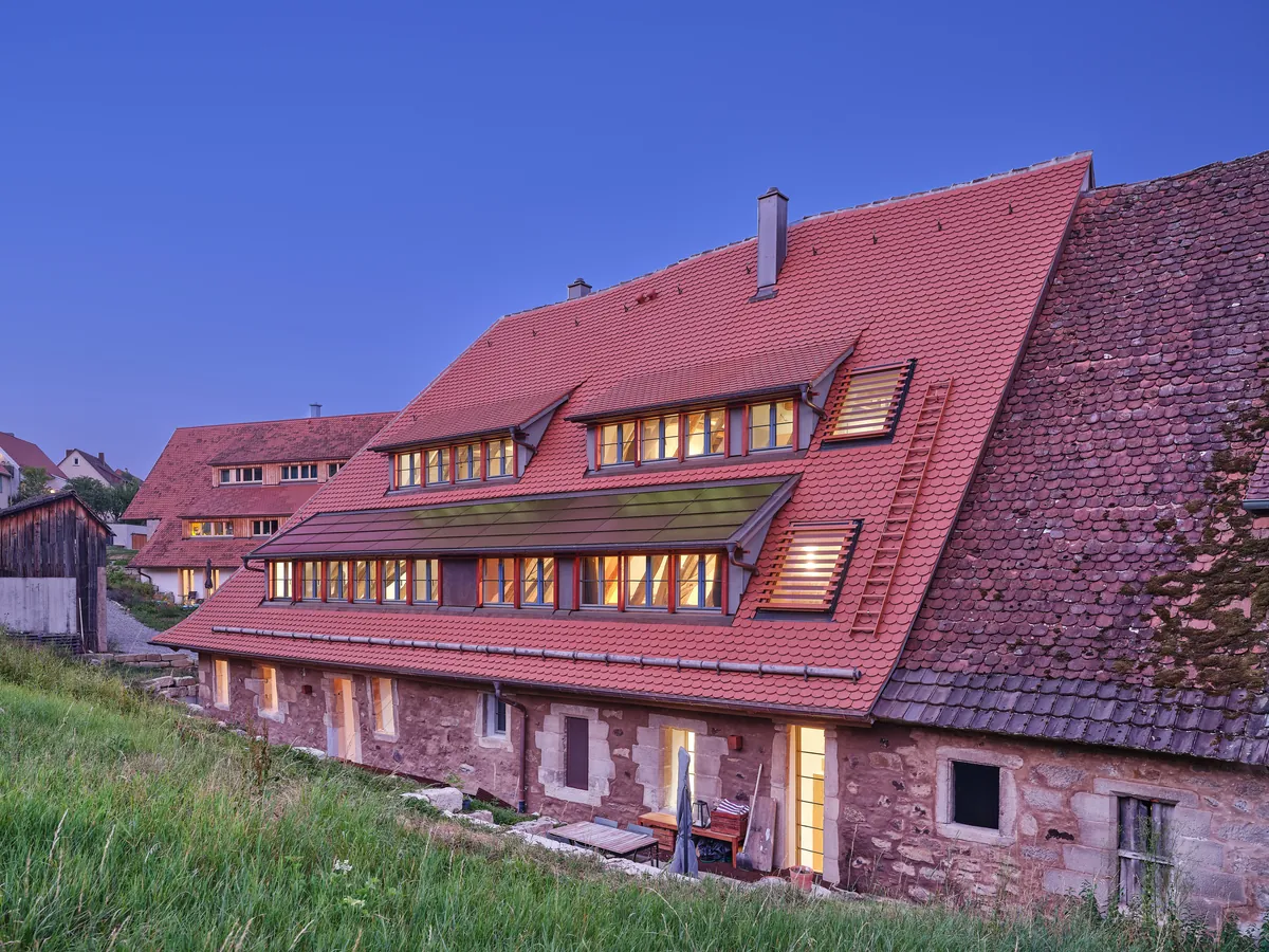 Klosterscheune Bebenhausen nach dem Umbau zur blauen Stunde